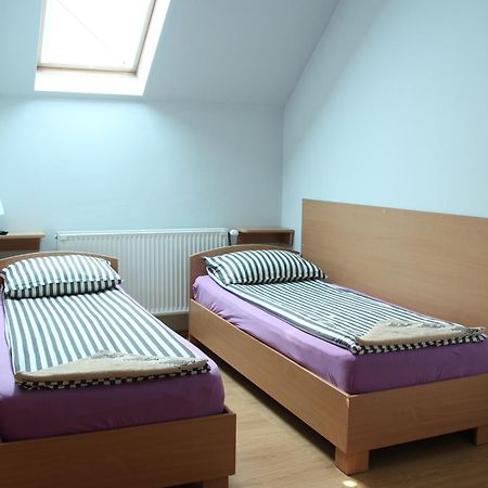 Szasz&Szasz Panzio Bed & Breakfast Gheorgheni  ภายนอก รูปภาพ