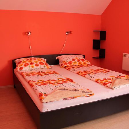 Szasz&Szasz Panzio Bed & Breakfast Gheorgheni  ภายนอก รูปภาพ