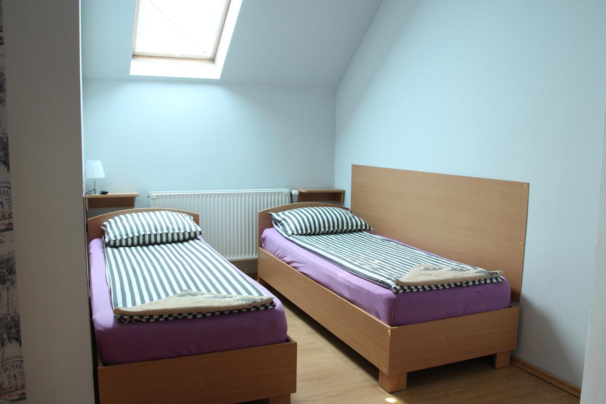 Szasz&Szasz Panzio Bed & Breakfast Gheorgheni  ภายนอก รูปภาพ