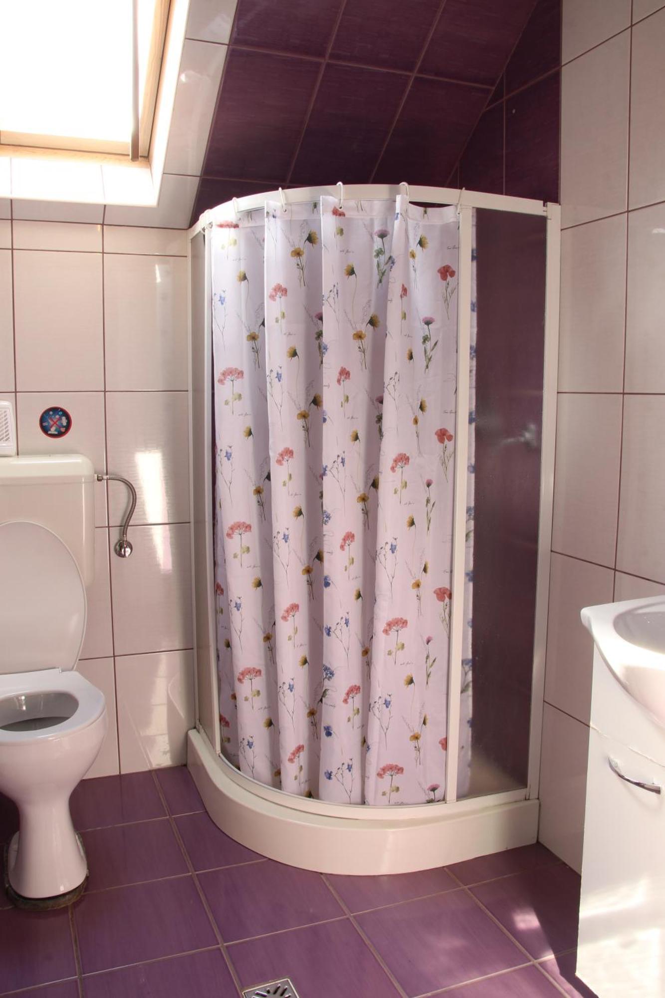 Szasz&Szasz Panzio Bed & Breakfast Gheorgheni  ภายนอก รูปภาพ