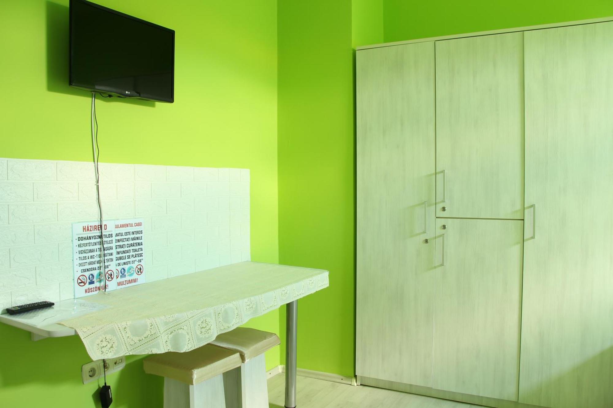 Szasz&Szasz Panzio Bed & Breakfast Gheorgheni  ภายนอก รูปภาพ